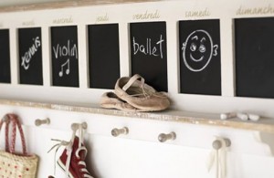 Kids-Hooks-with-blackboard