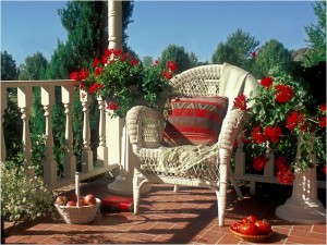 porch-wicker-chair-636