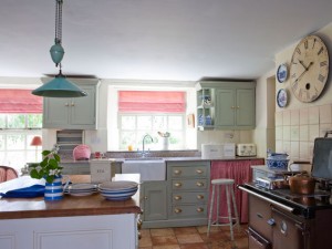 quaint-country-kitchen